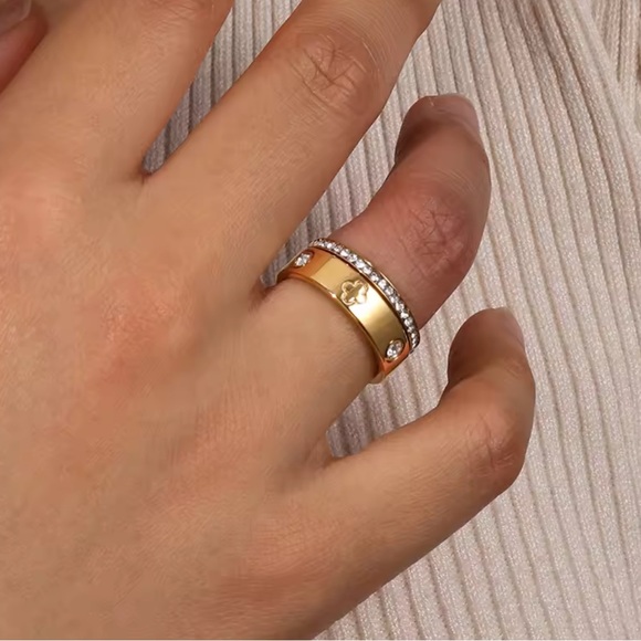 Gold Clover Eternity Band with Pavé Crystals Ring Set - Picture 2 of 10